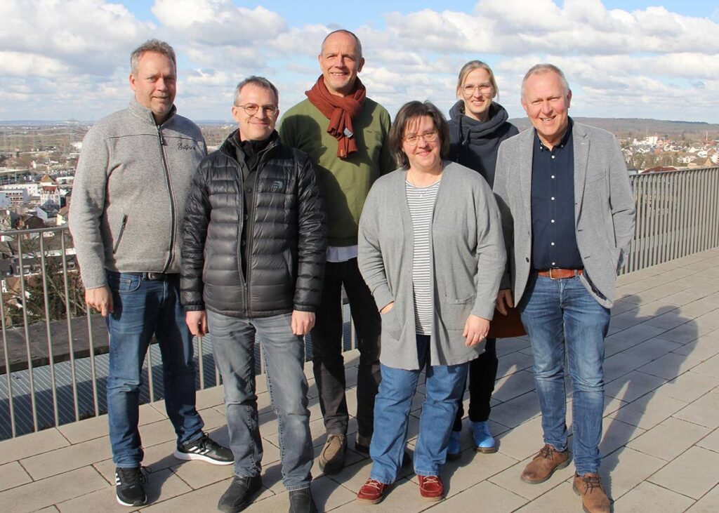 Gruppenfoto eines Teils des ersten Vorstands.